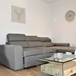 Khibra 1 Apartment