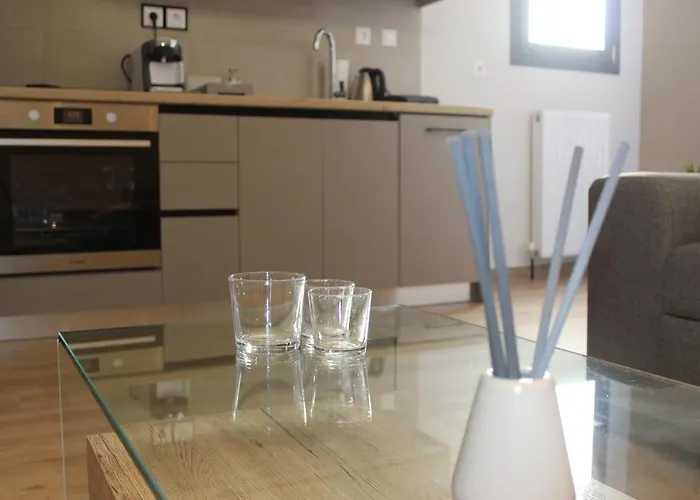 Apartment Khibra 1 *